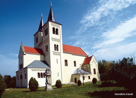 Church of the Virgin Mary - Bíňa