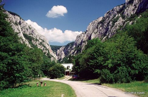 Zádielska tiesňava - narrow (Slovak karst)