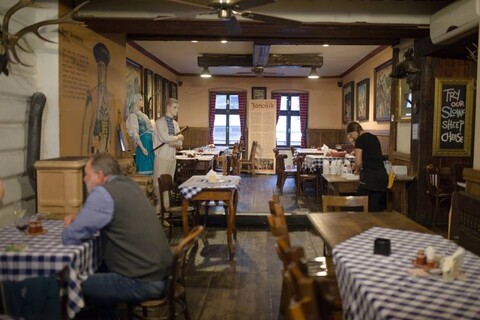 1. SLOVAK PUB