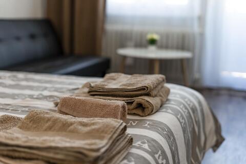 1 BDR Apartment, Soblahovská