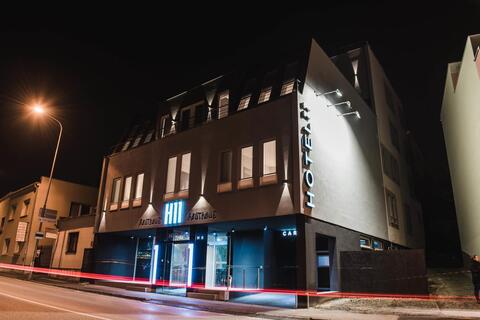 Boutique HOTEL 11