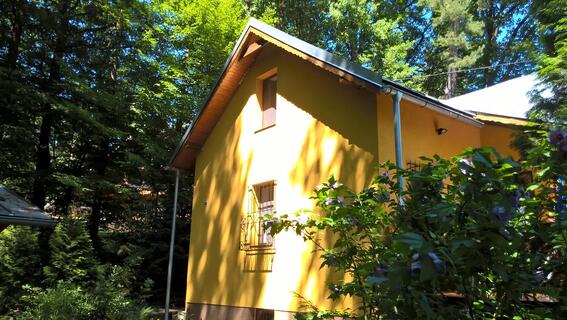 Chata nad kúpaliskom