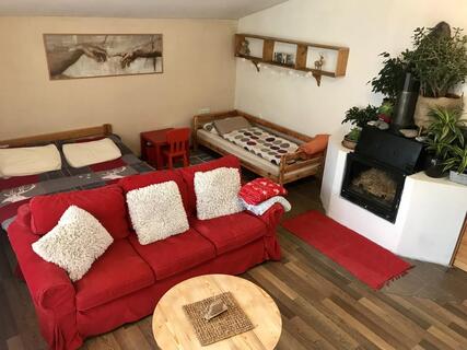 Cozy Apartment Near Jasna Ski Resort