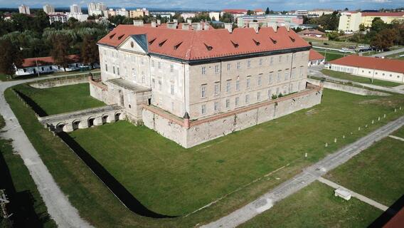Holičský zámok