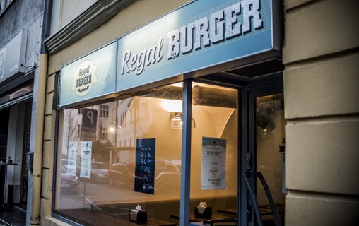 Regal Burger