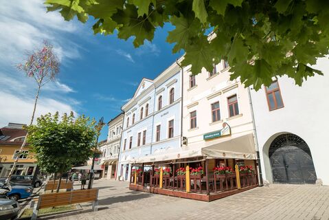 Tri ruže