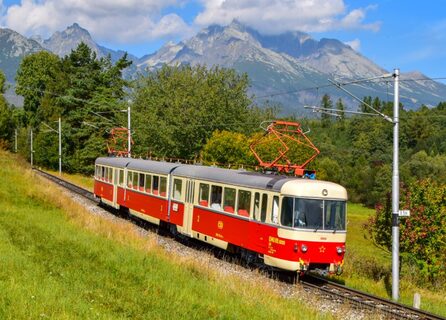 Film Screening – Retro Cinema in Trojča Tram